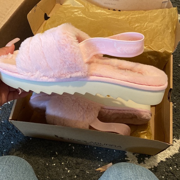 Koolaburra Pink Slippers - Picture 3 of 5